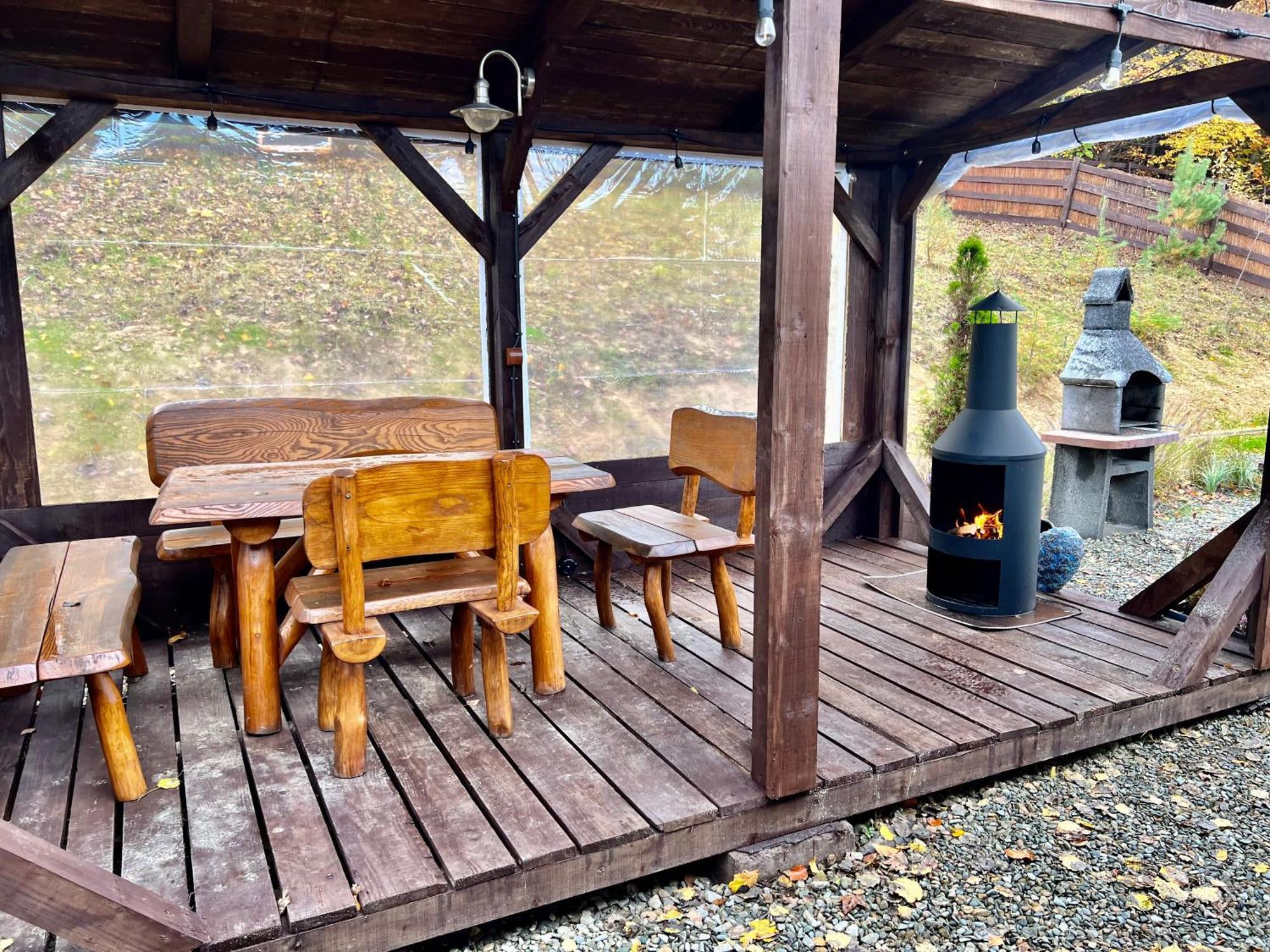 Bieszczadzka Osada Saunowisko-każdy Dom Z Sauną I Jacuzzi * Solina (Podkarpackie)