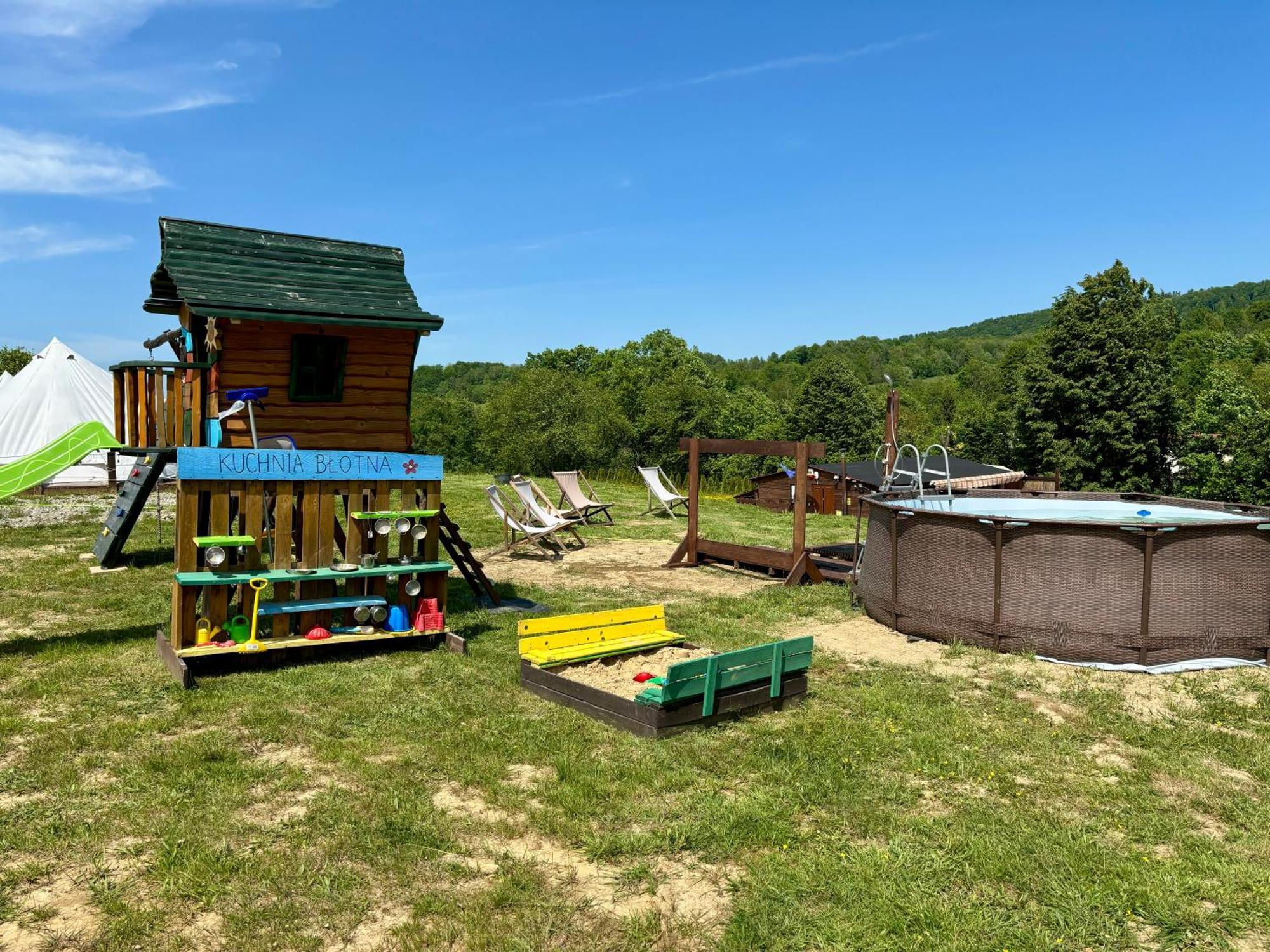Domek alpejski Bieszczadzka Osada Saunowisko-każdy Dom Z Sauną I Jacuzzi *