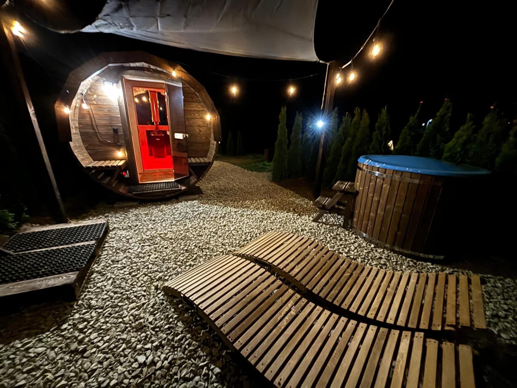 Bieszczadzka Osada Saunowisko-każdy Dom Z Sauną I Jacuzzi * Solina (Podkarpackie)